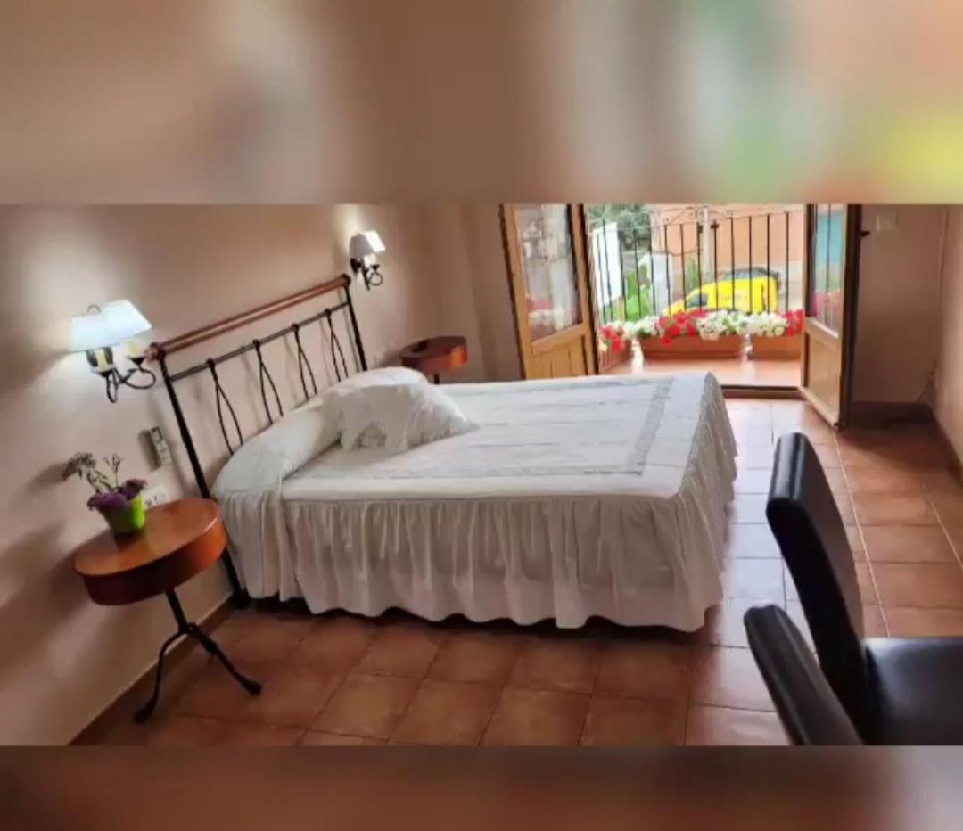 Hotel Rural Cristania Caminomorisco エクステリア 写真