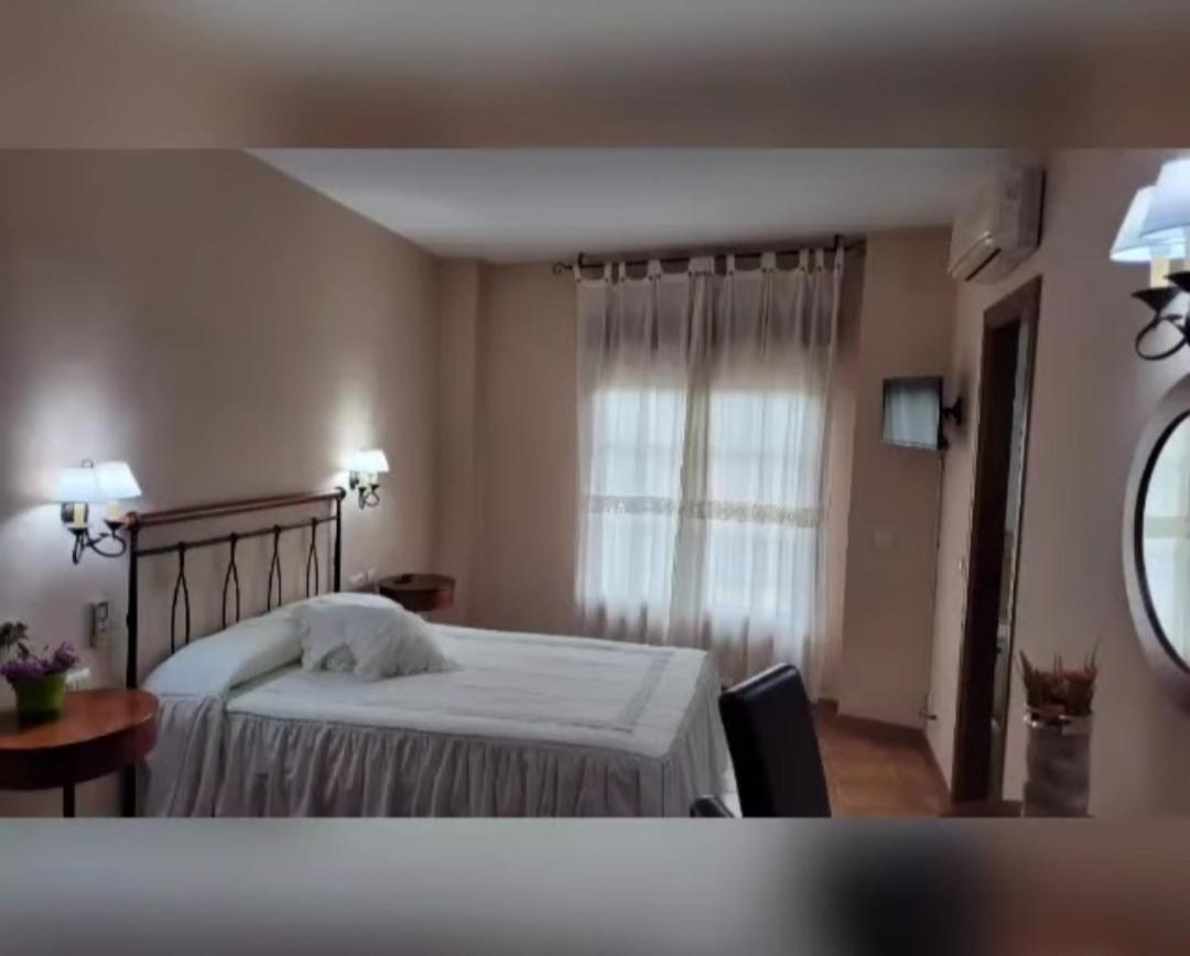 Hotel Rural Cristania Caminomorisco エクステリア 写真